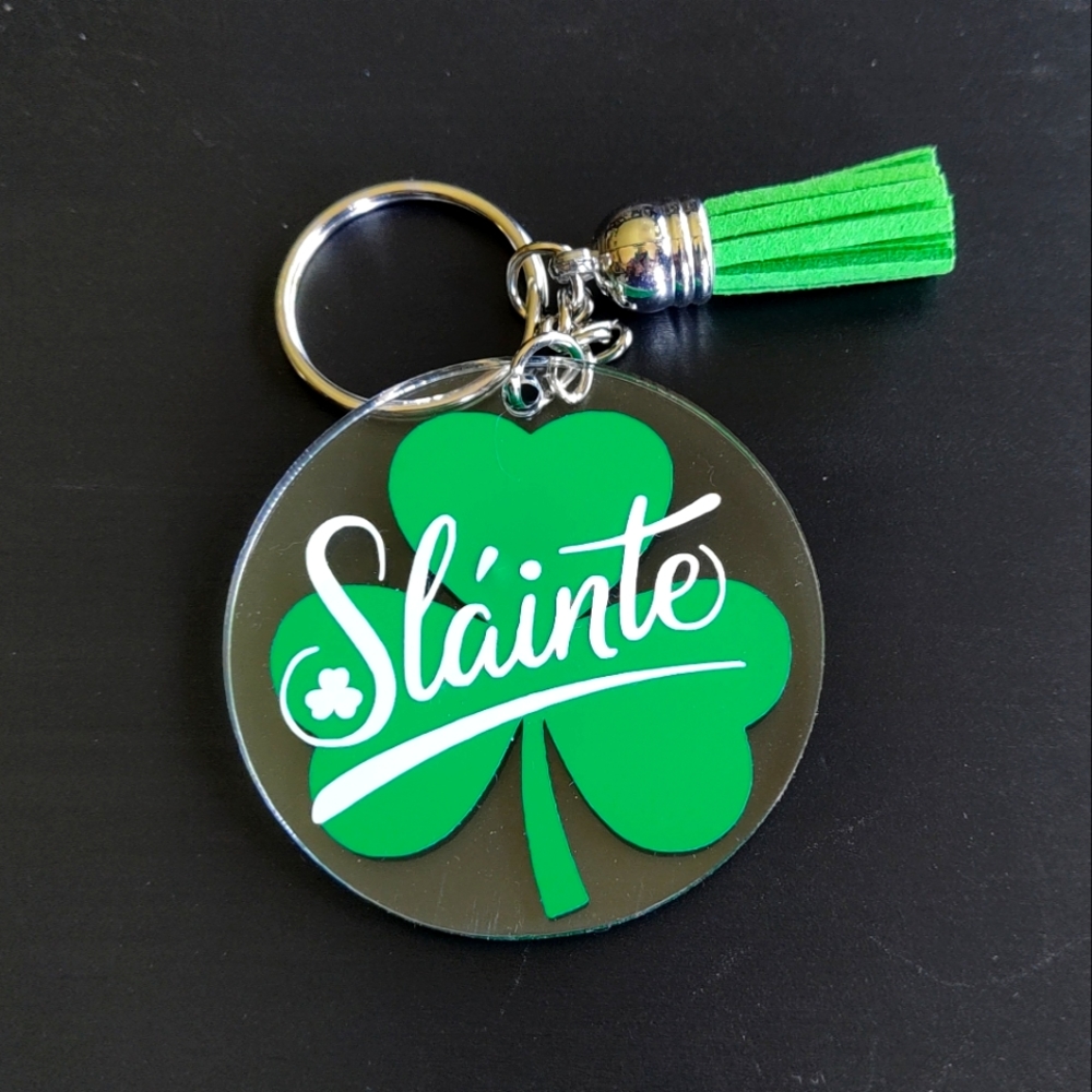 Slainte Shamrock Irish Keychain